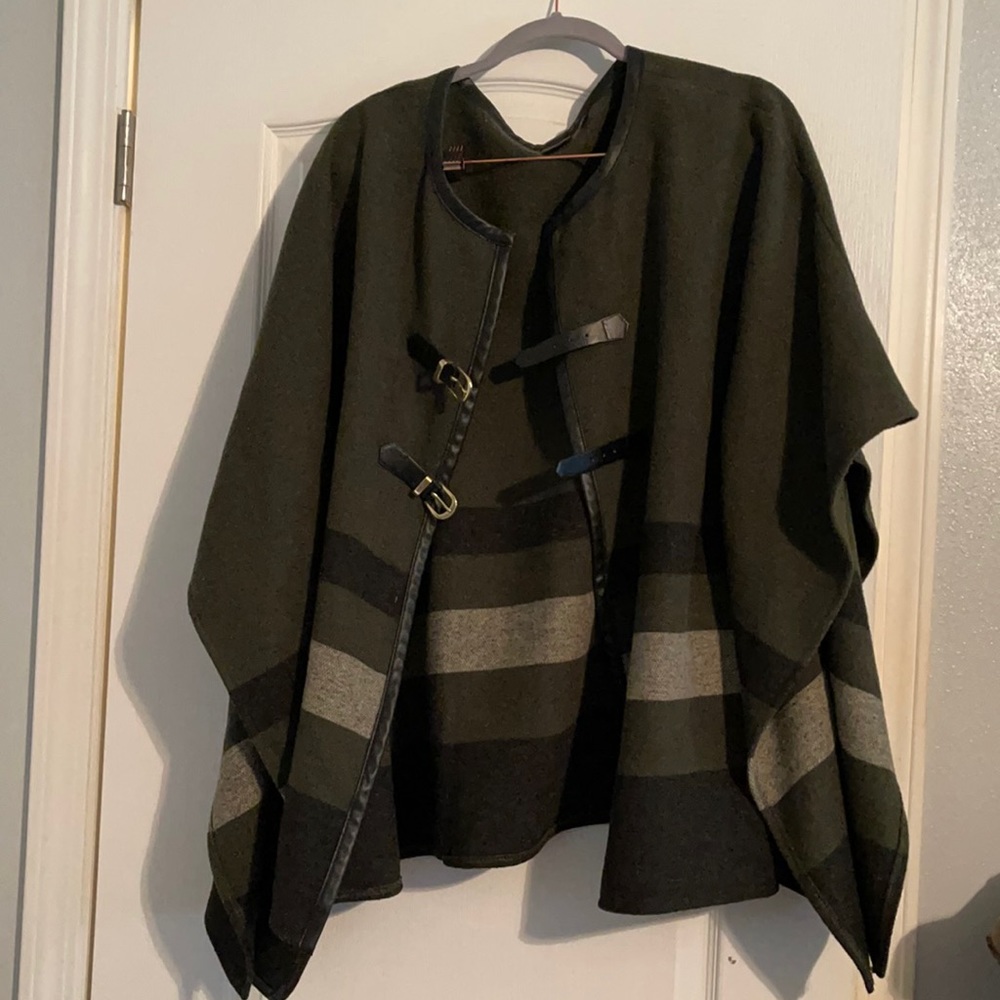 Beautiful poncho coat